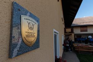 Odkritje spominske plošče na domačiji Zorman Milana 9